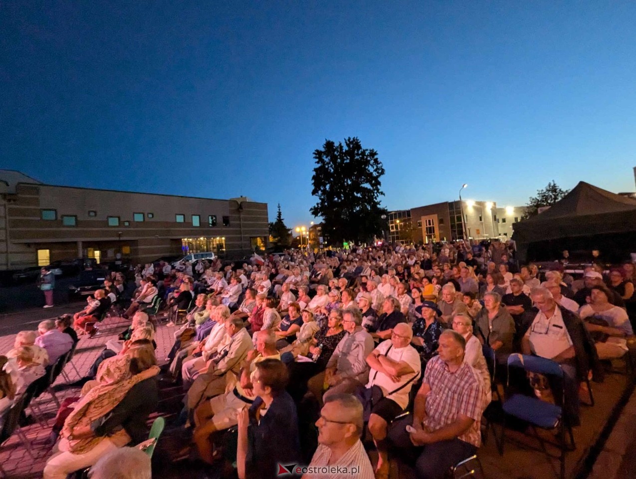 Koncert pieśni powstańczych w Ostrołęce [01.08.2024] - zdjęcie #83 - eOstroleka.pl