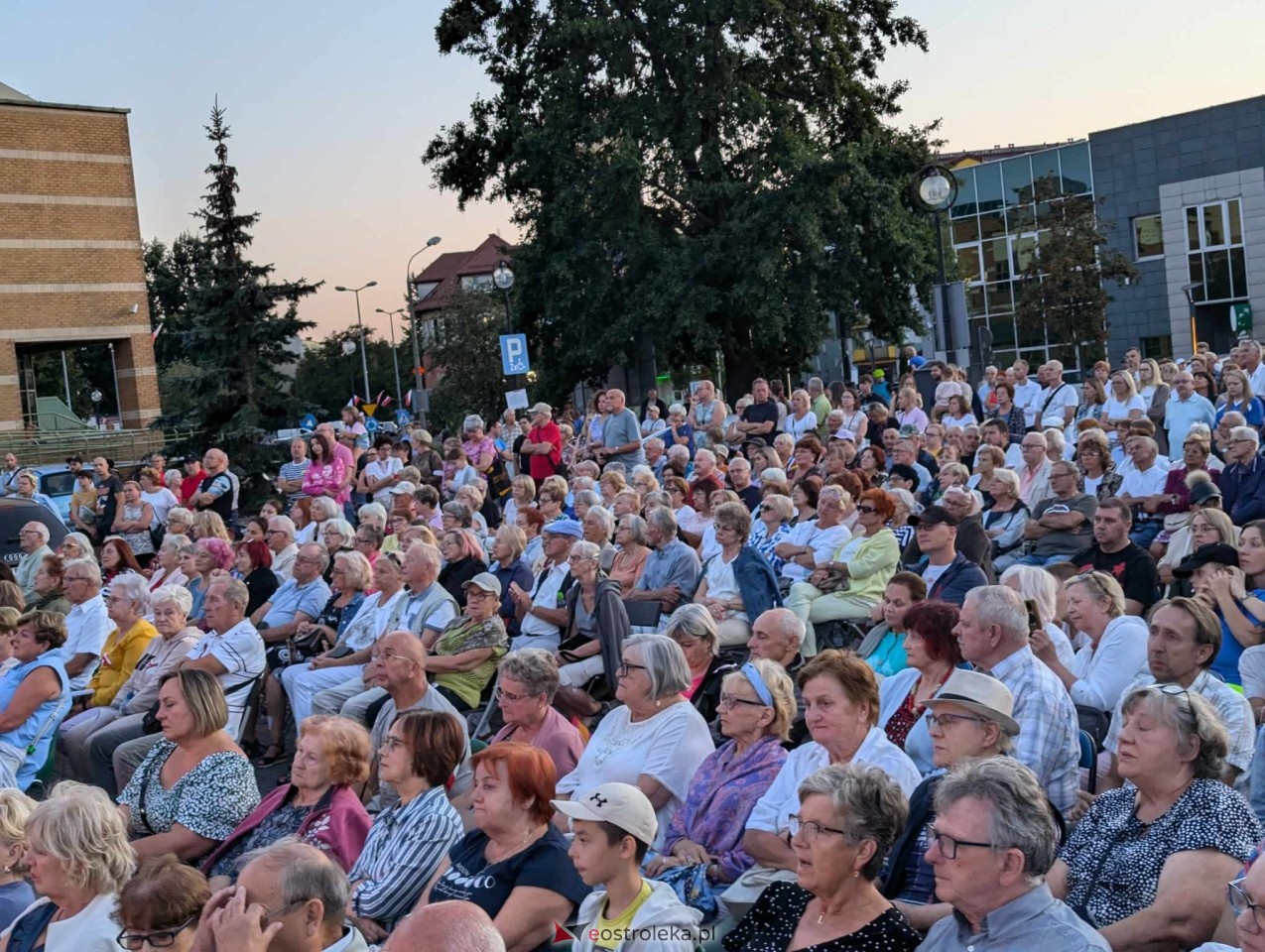 Koncert pieśni powstańczych w Ostrołęce [01.08.2024] - zdjęcie #78 - eOstroleka.pl
