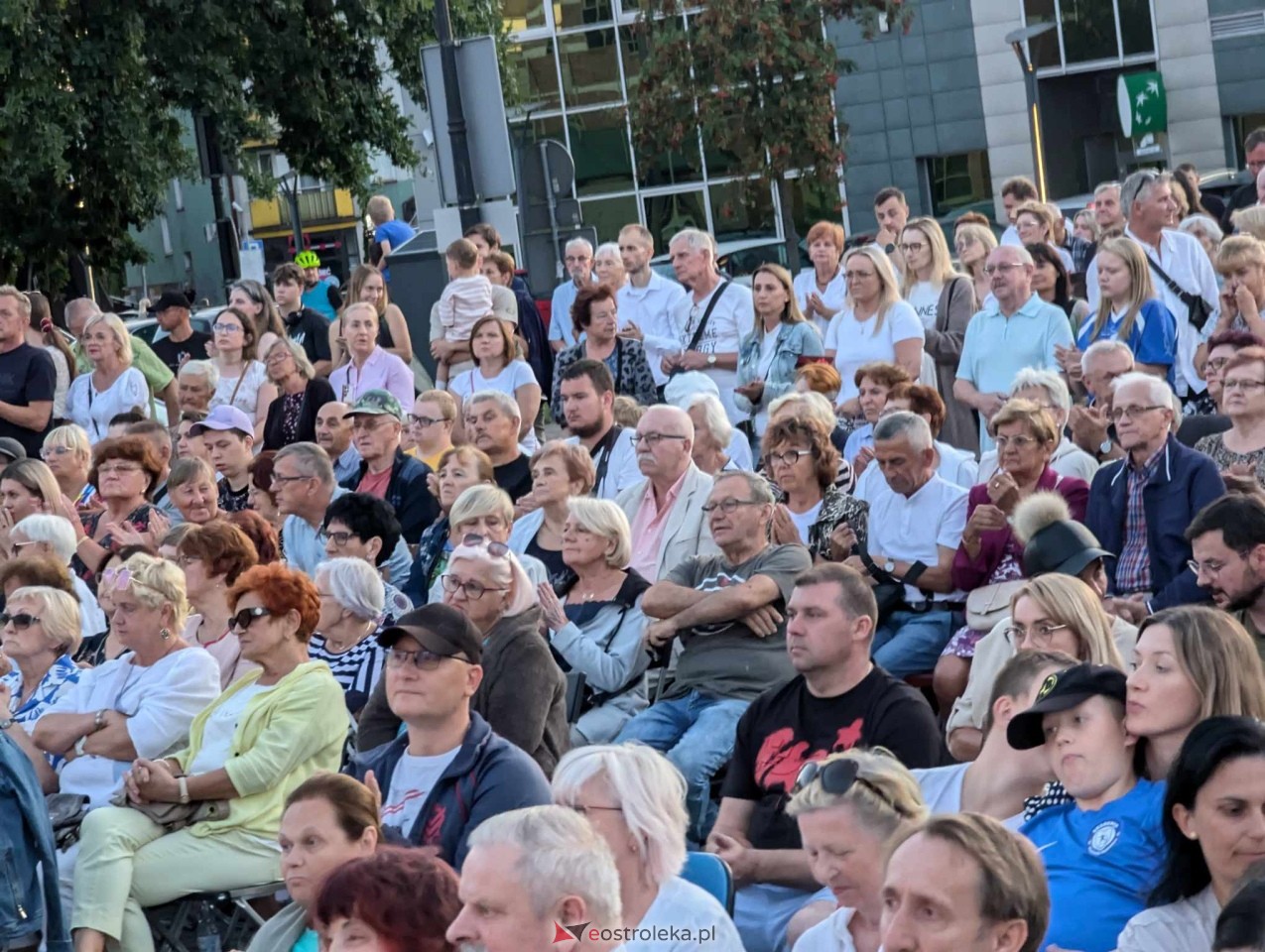 Koncert pieśni powstańczych w Ostrołęce [01.08.2024] - zdjęcie #77 - eOstroleka.pl