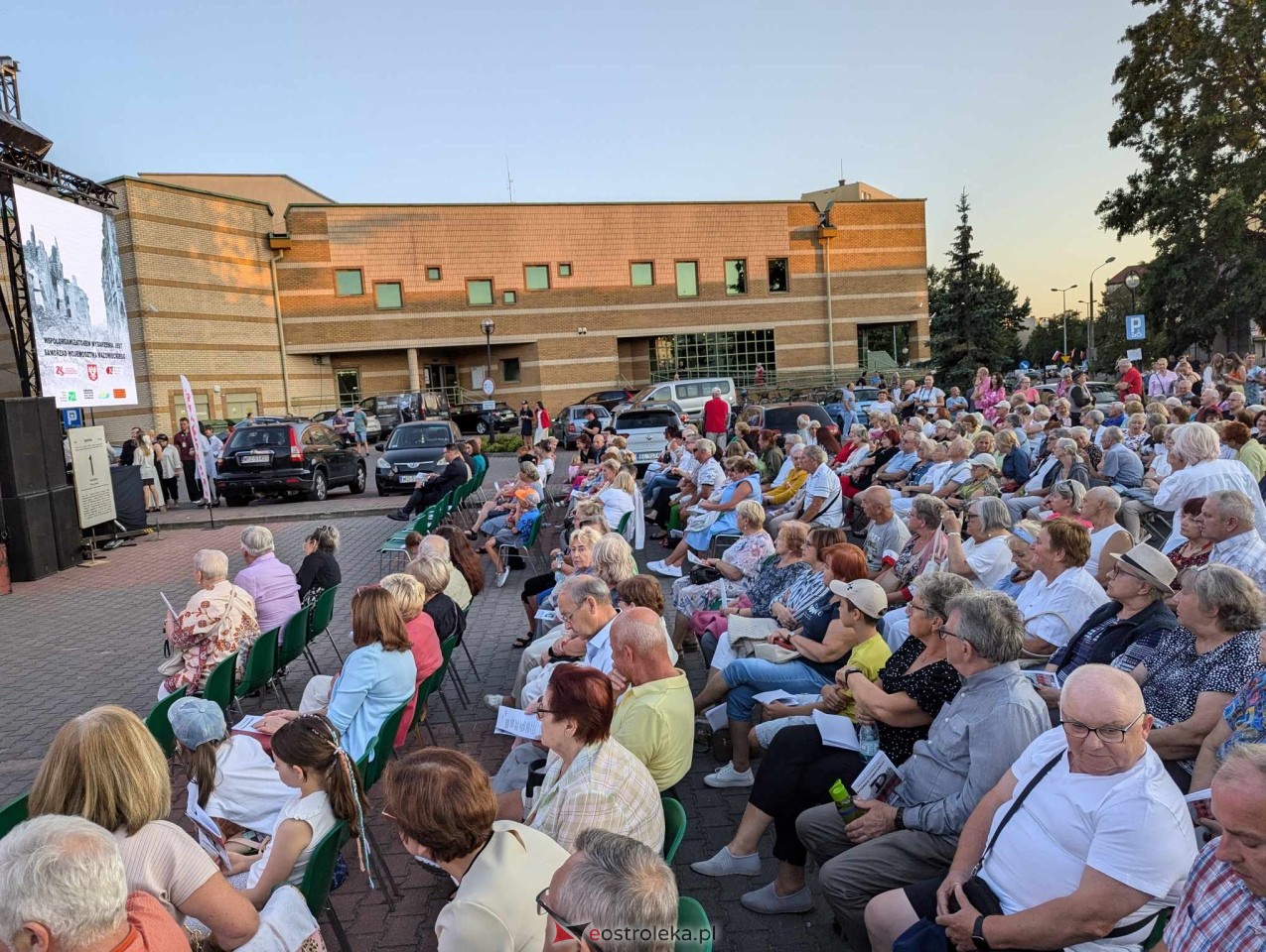Koncert pieśni powstańczych w Ostrołęce [01.08.2024] - zdjęcie #76 - eOstroleka.pl