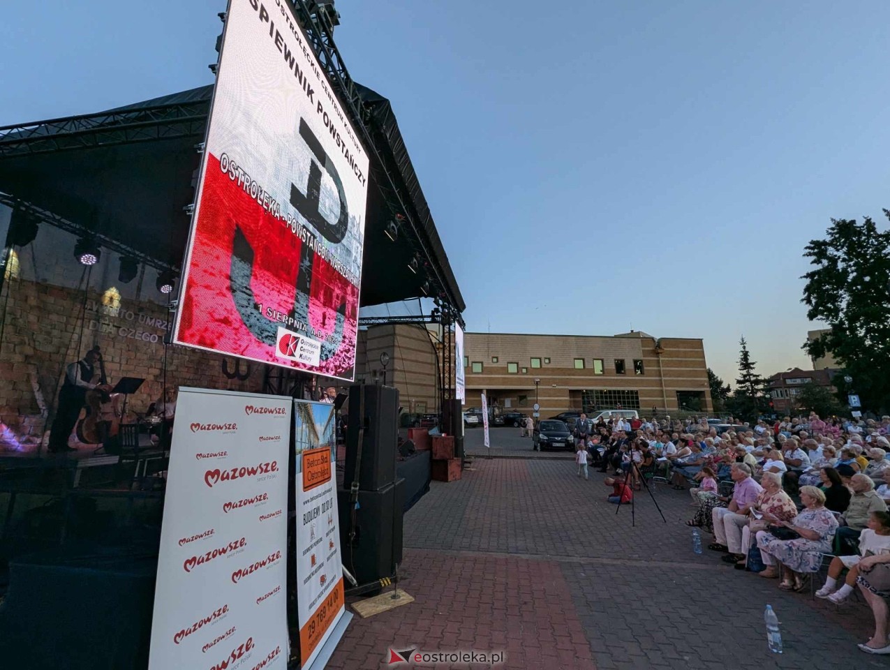 Koncert pieśni powstańczych w Ostrołęce [01.08.2024] - zdjęcie #75 - eOstroleka.pl