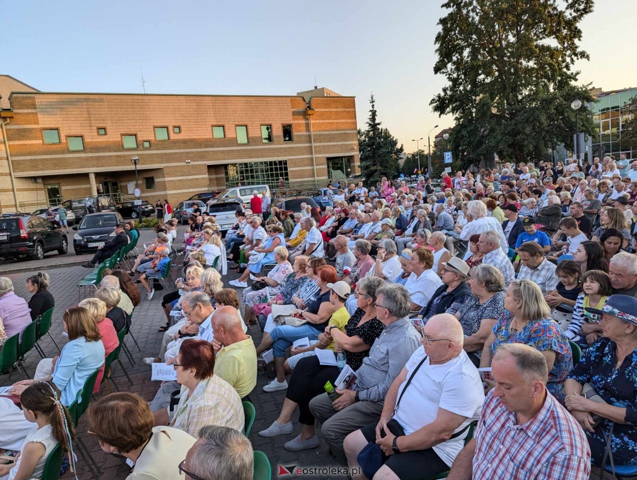 Koncert pieśni powstańczych w Ostrołęce [01.08.2024] - zdjęcie #73 - eOstroleka.pl