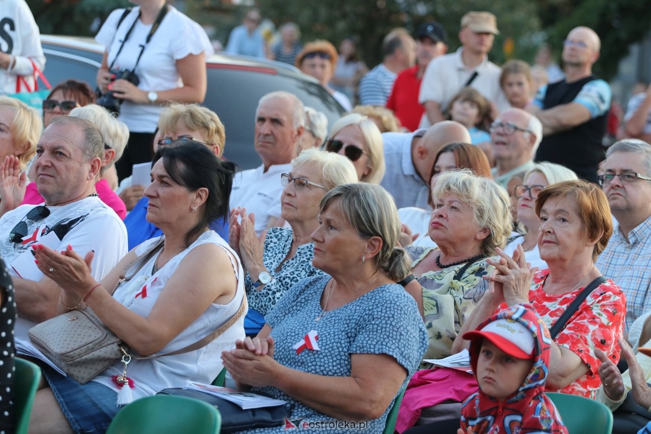 Koncert pieśni powstańczych w Ostrołęce [01.08.2024] - zdjęcie #54 - eOstroleka.pl