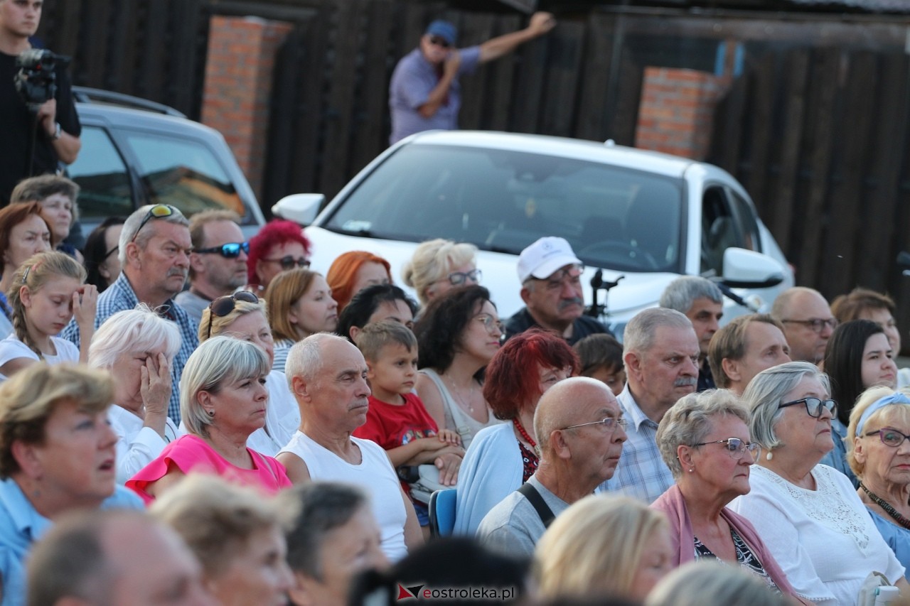 Koncert pieśni powstańczych w Ostrołęce [01.08.2024] - zdjęcie #41 - eOstroleka.pl