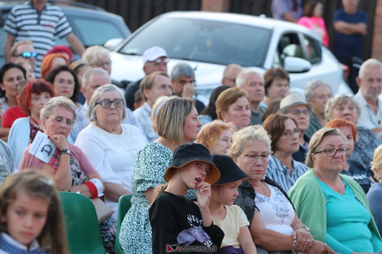 Koncert pieśni powstańczych w Ostrołęce [01.08.2024] - zdjęcie #34 - eOstroleka.pl