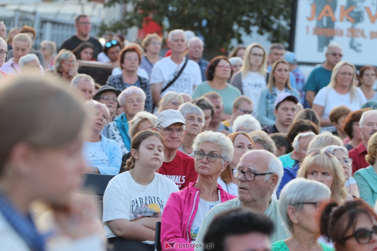 Koncert pieśni powstańczych w Ostrołęce [01.08.2024] - zdjęcie #30 - eOstroleka.pl