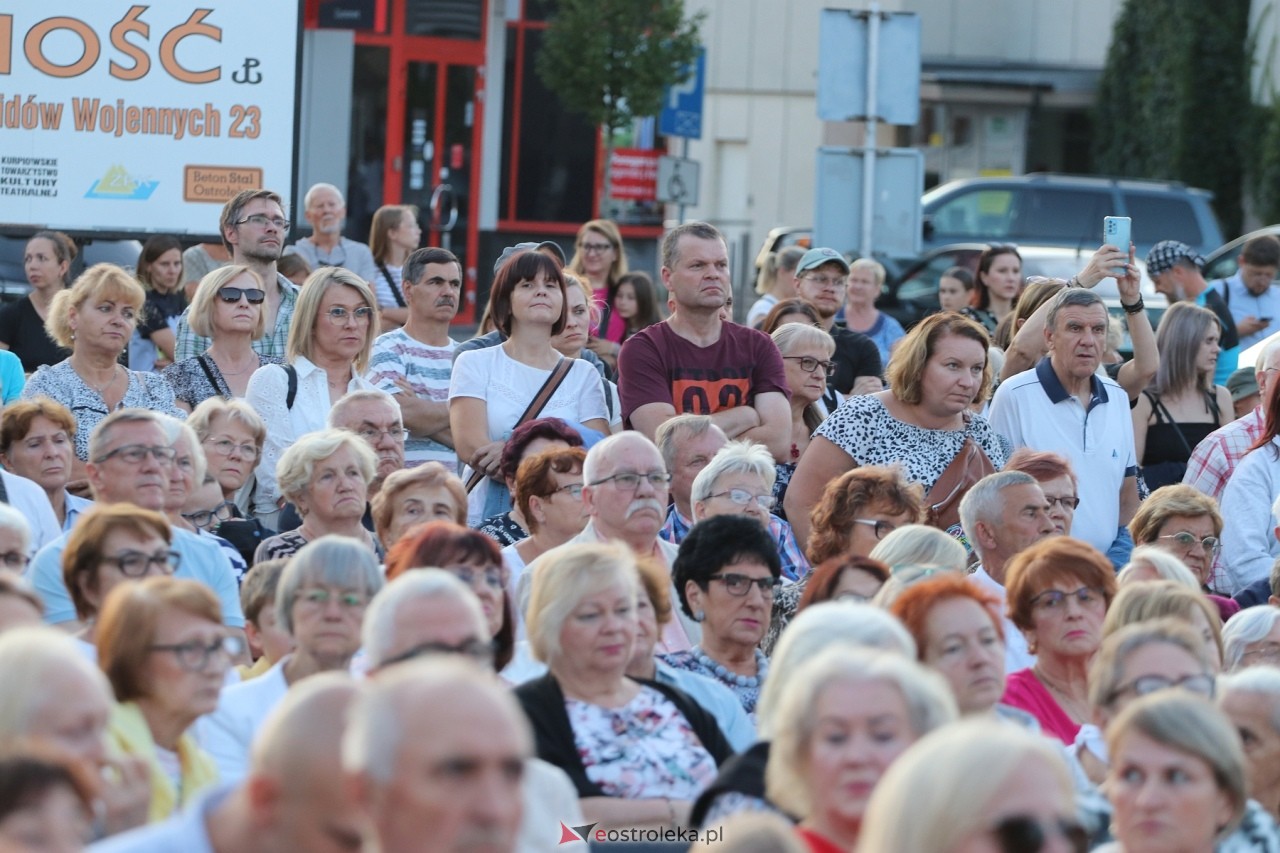 Koncert pieśni powstańczych w Ostrołęce [01.08.2024] - zdjęcie #27 - eOstroleka.pl