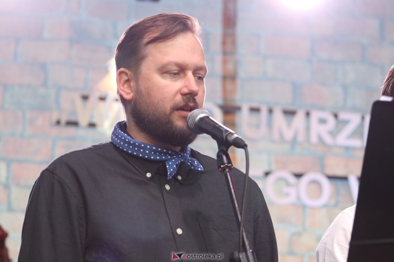 Koncert pieśni powstańczych w Ostrołęce [01.08.2024] - zdjęcie #16 - eOstroleka.pl