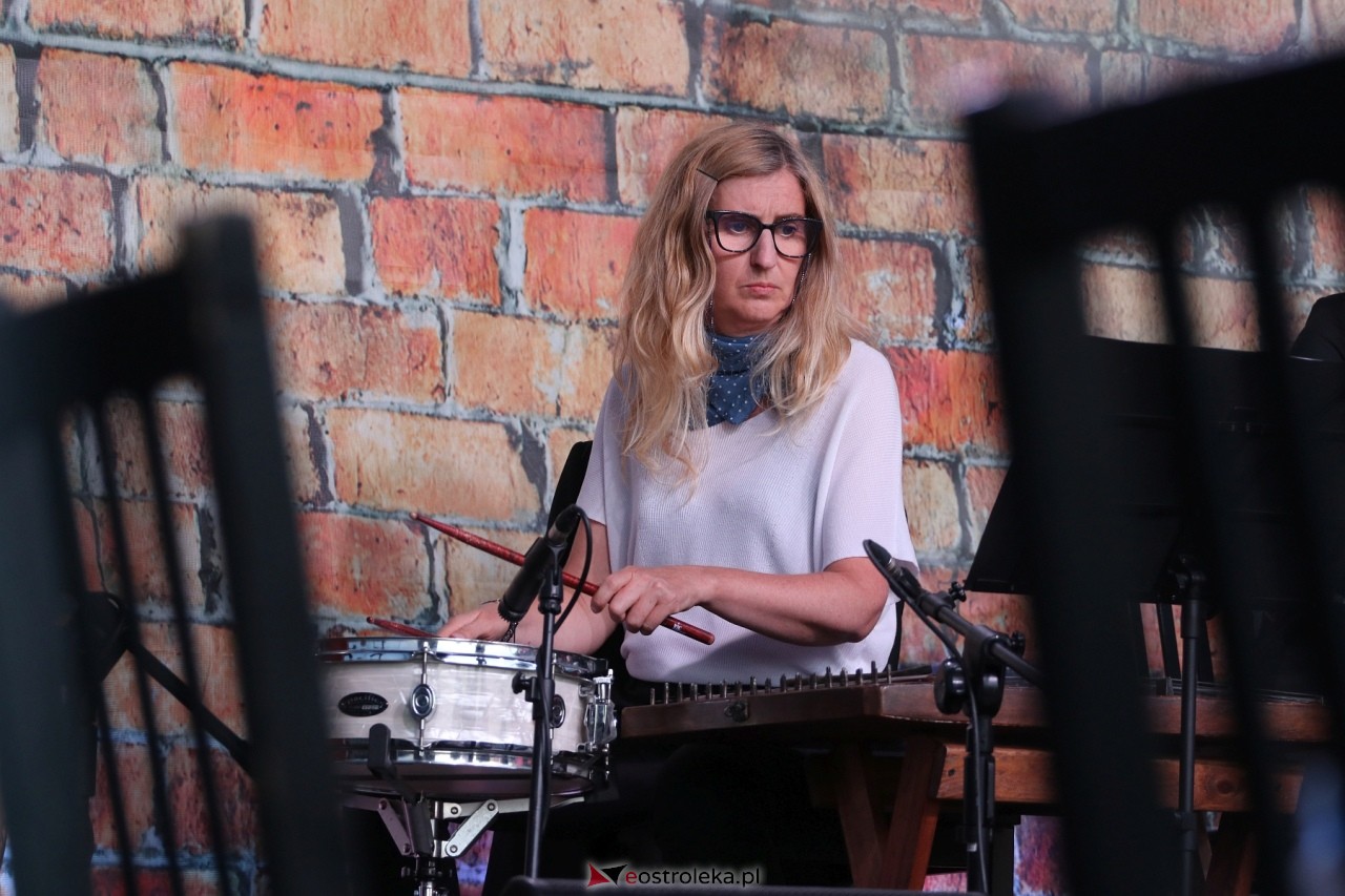 Koncert pieśni powstańczych w Ostrołęce [01.08.2024] - zdjęcie #11 - eOstroleka.pl