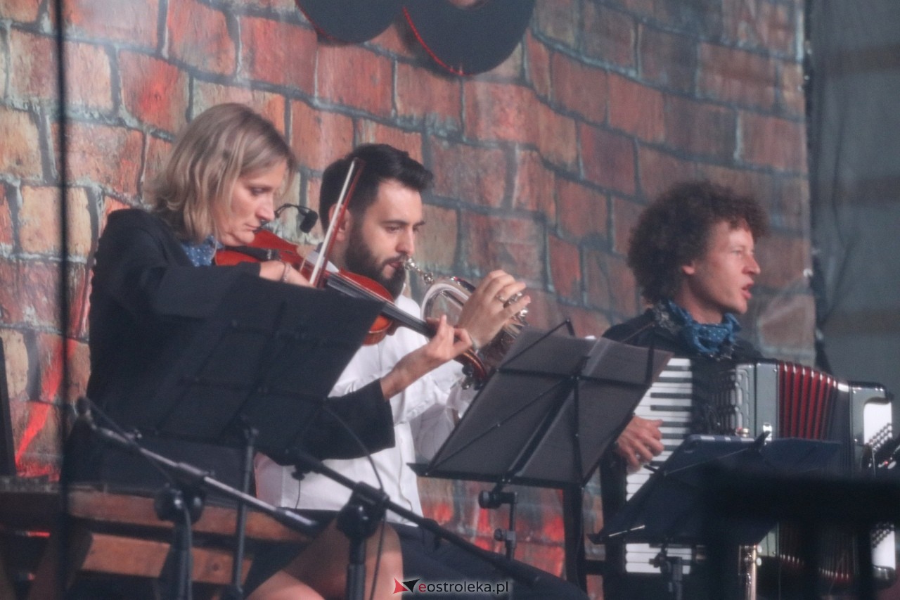 Koncert pieśni powstańczych w Ostrołęce [01.08.2024] - zdjęcie #9 - eOstroleka.pl