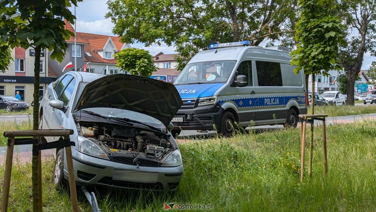 Wypadek na 11 Listopada w Ostrołęce [02.08.2024] - zdjęcie #7 - eOstroleka.pl