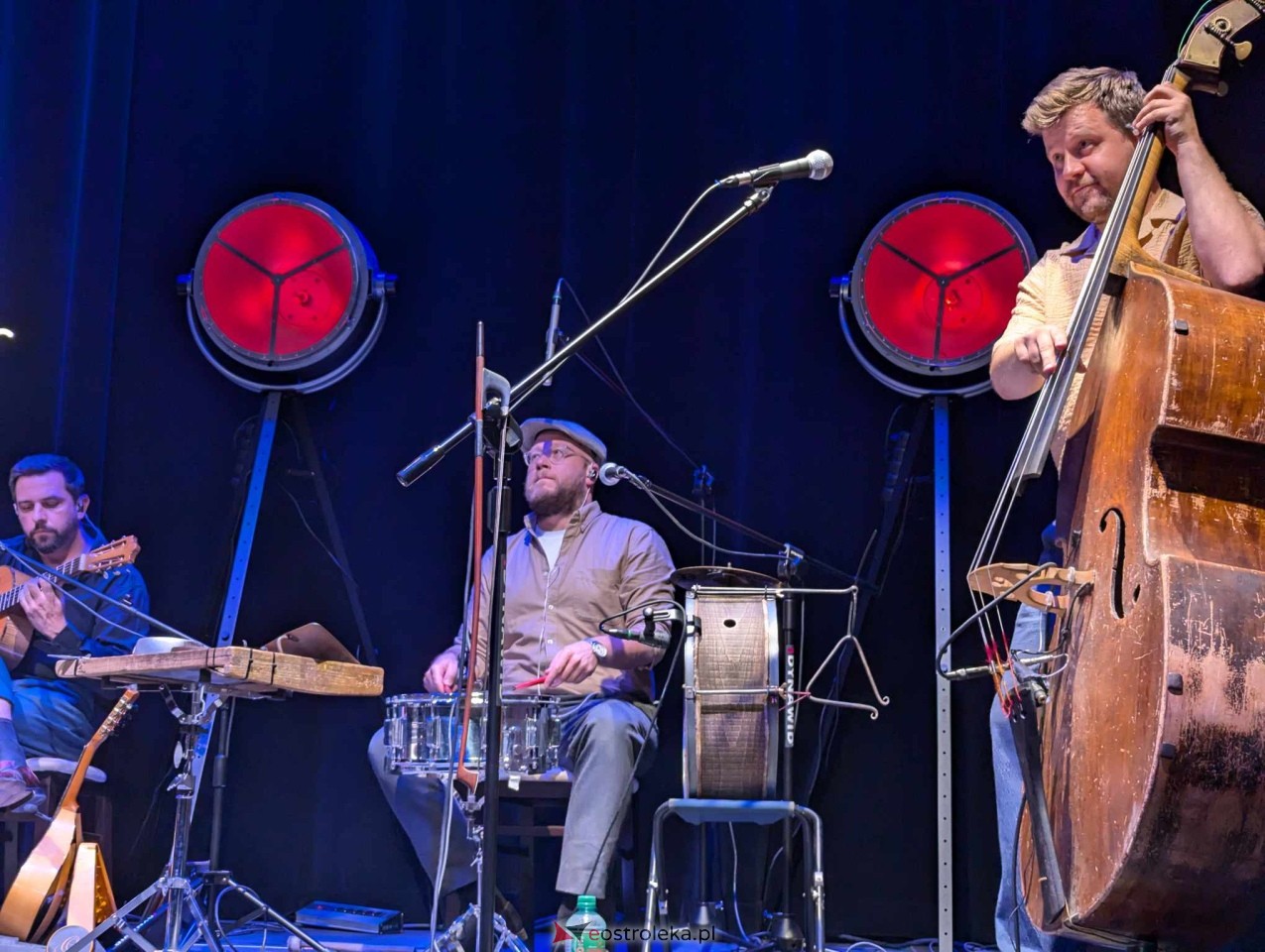 Koncert Warszawskiej Orkiestry Sentymentalnej [02.08.2024] - zdjęcie #35 - eOstroleka.pl