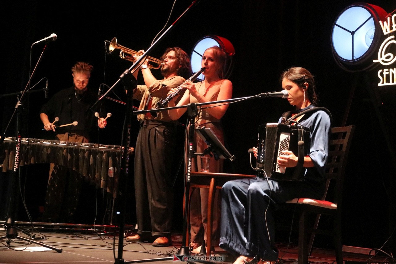 Koncert Warszawskiej Orkiestry Sentymentalnej [02.08.2024] - zdjęcie #12 - eOstroleka.pl