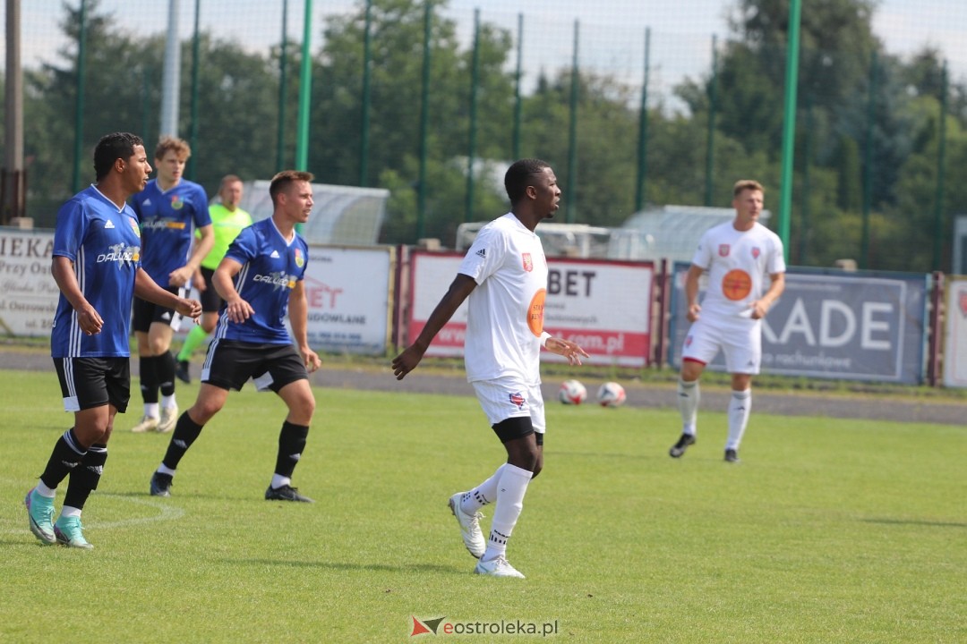 Sparing Narew Ostrołęka - KS CK Troszyn [03.08.2024] - zdjęcie #38 - eOstroleka.pl
