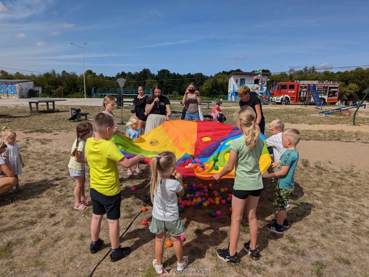 Festyn Radosne Wakacje na plaży miejskiej [03.08.2024] - zdjęcie #48 - eOstroleka.pl