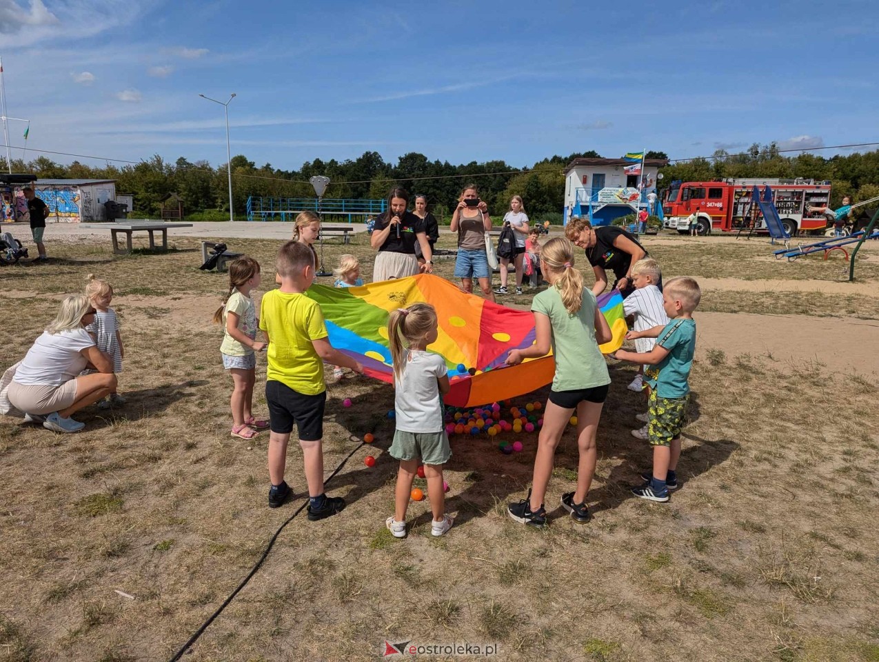 Festyn Radosne Wakacje na plaży miejskiej [03.08.2024] - zdjęcie #33 - eOstroleka.pl