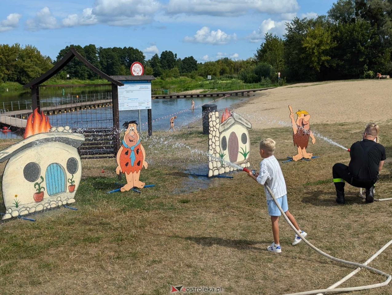 Festyn Radosne Wakacje na plaży miejskiej [03.08.2024] - zdjęcie #17 - eOstroleka.pl