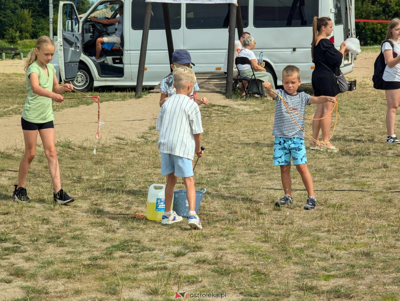 Festyn Radosne Wakacje na plaży miejskiej [03.08.2024] - zdjęcie #15 - eOstroleka.pl