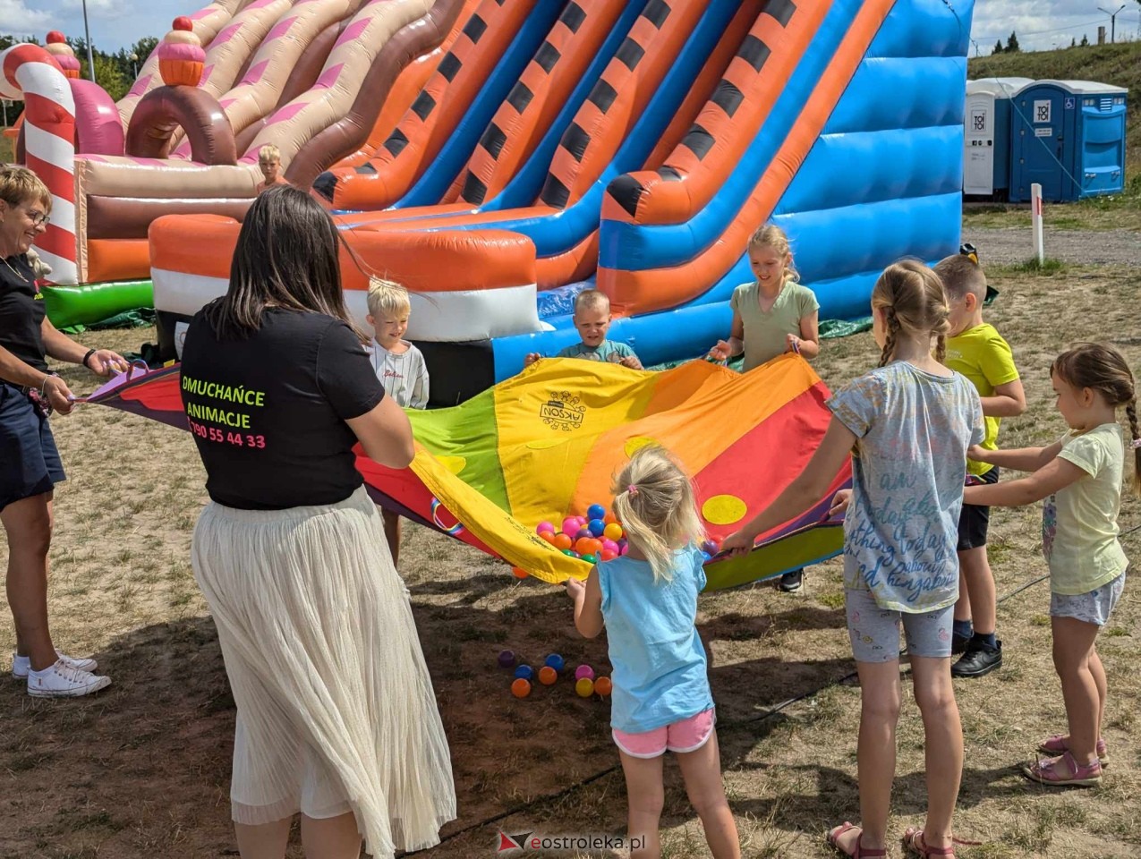 Festyn Radosne Wakacje na plaży miejskiej [03.08.2024] - zdjęcie #2 - eOstroleka.pl