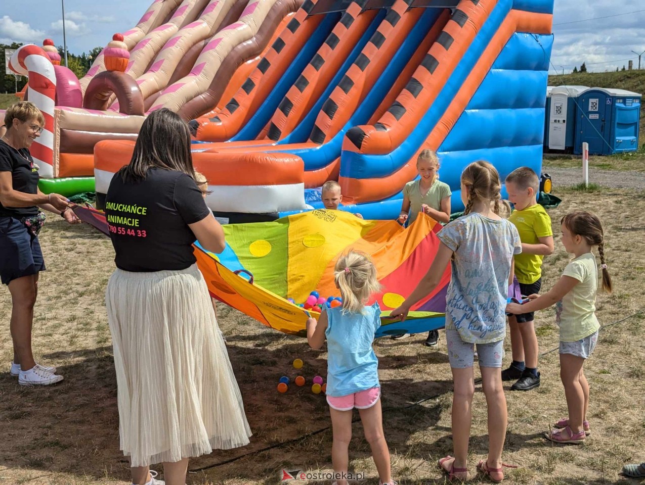 Festyn Radosne Wakacje na plaży miejskiej [03.08.2024] - zdjęcie #1 - eOstroleka.pl
