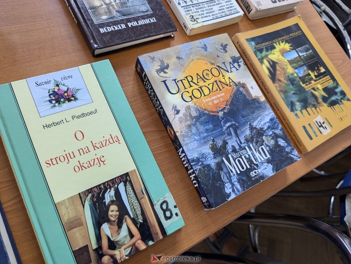 Giełda kolekcjonerska w Klubie Lokator [04.08.2024] - zdjęcie #5 - eOstroleka.pl