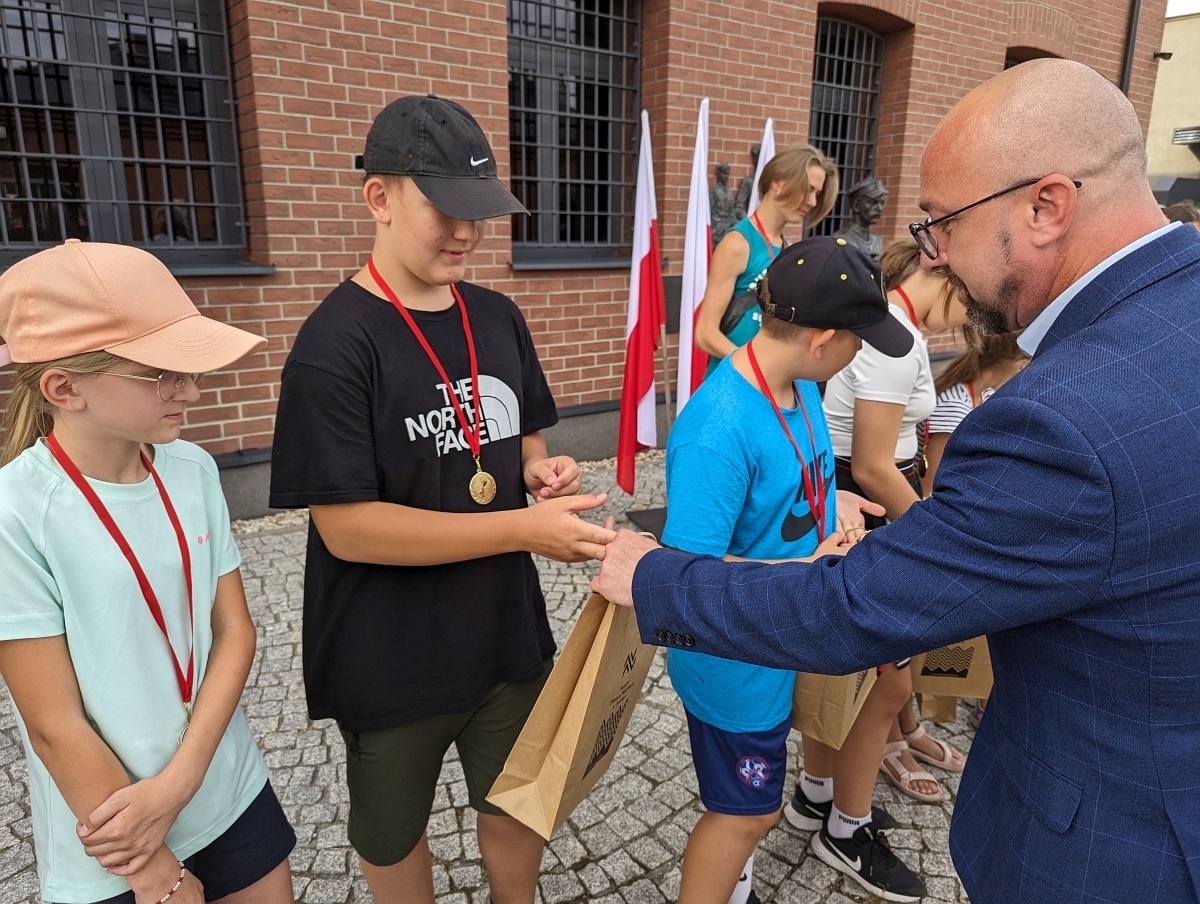 Gra terenowa „Powstanie Warszawskie” - zdjęcie #2 - eOstroleka.pl