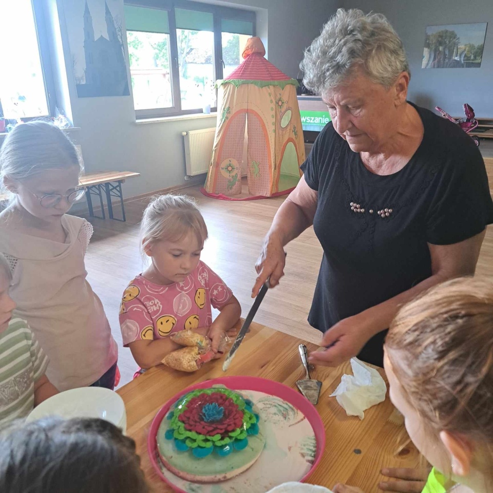 Mydełkowe warsztaty w Brzeźnie [03.08.2024] - zdjęcie #32 - eOstroleka.pl