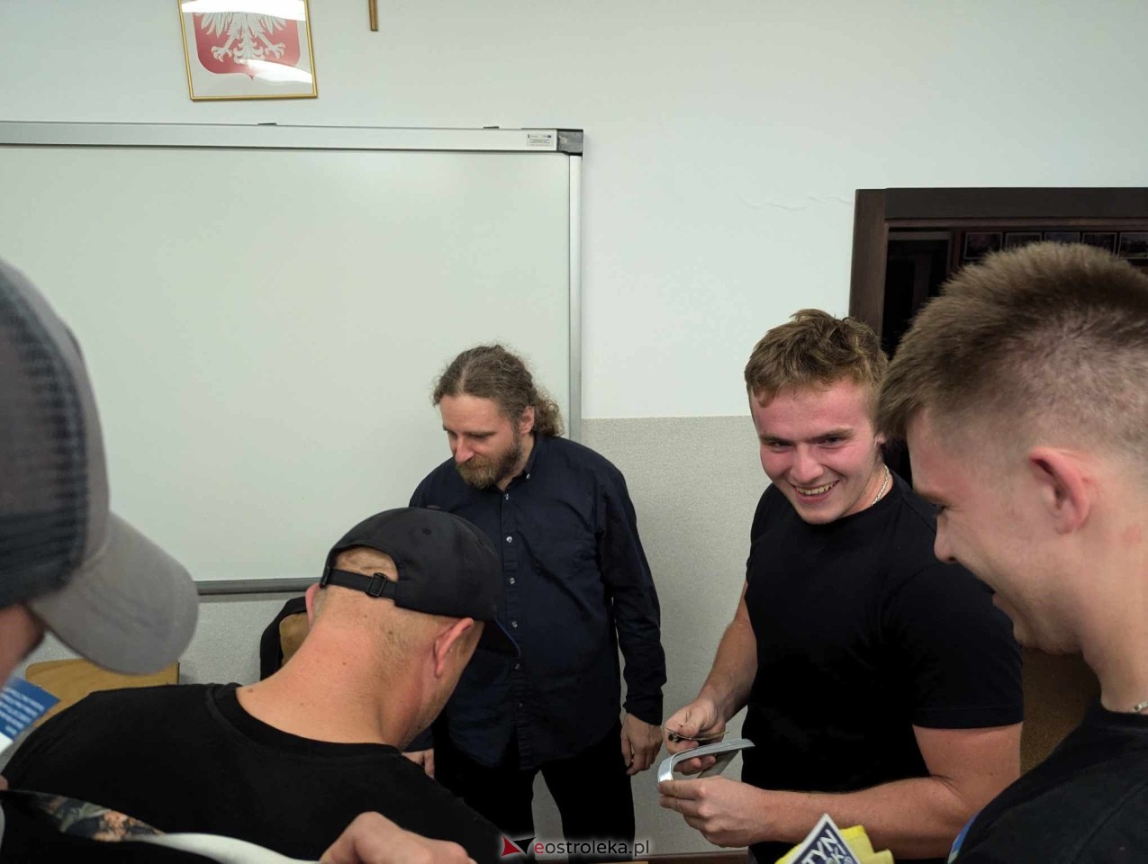 Spotkanie z Dobromirem Sośnierzem w Ostrołęce [06.08.2024] - zdjęcie #13 - eOstroleka.pl