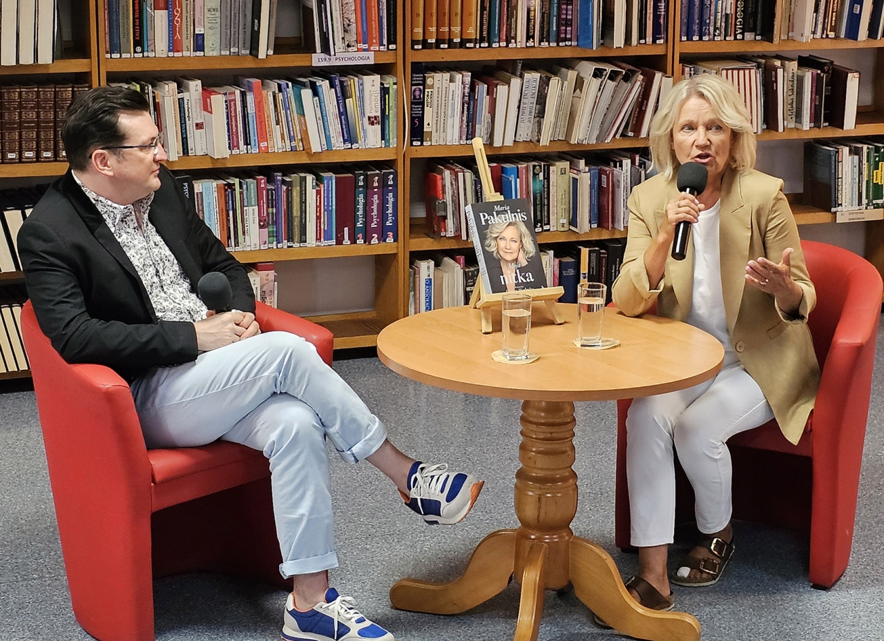 Niezapomniane spotkanie z Marią Pakulnis w Ostrołęce [06.08.2024] - zdjęcie #10 - eOstroleka.pl