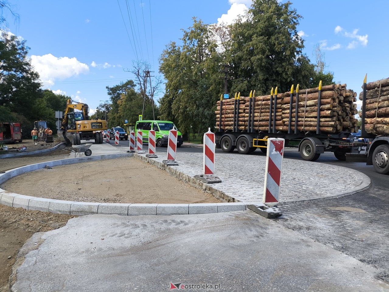 Tak powstaje rondo na DK 53 Stacha Konwy/Słoneczna [08.08.2024] - zdjęcie #9 - eOstroleka.pl