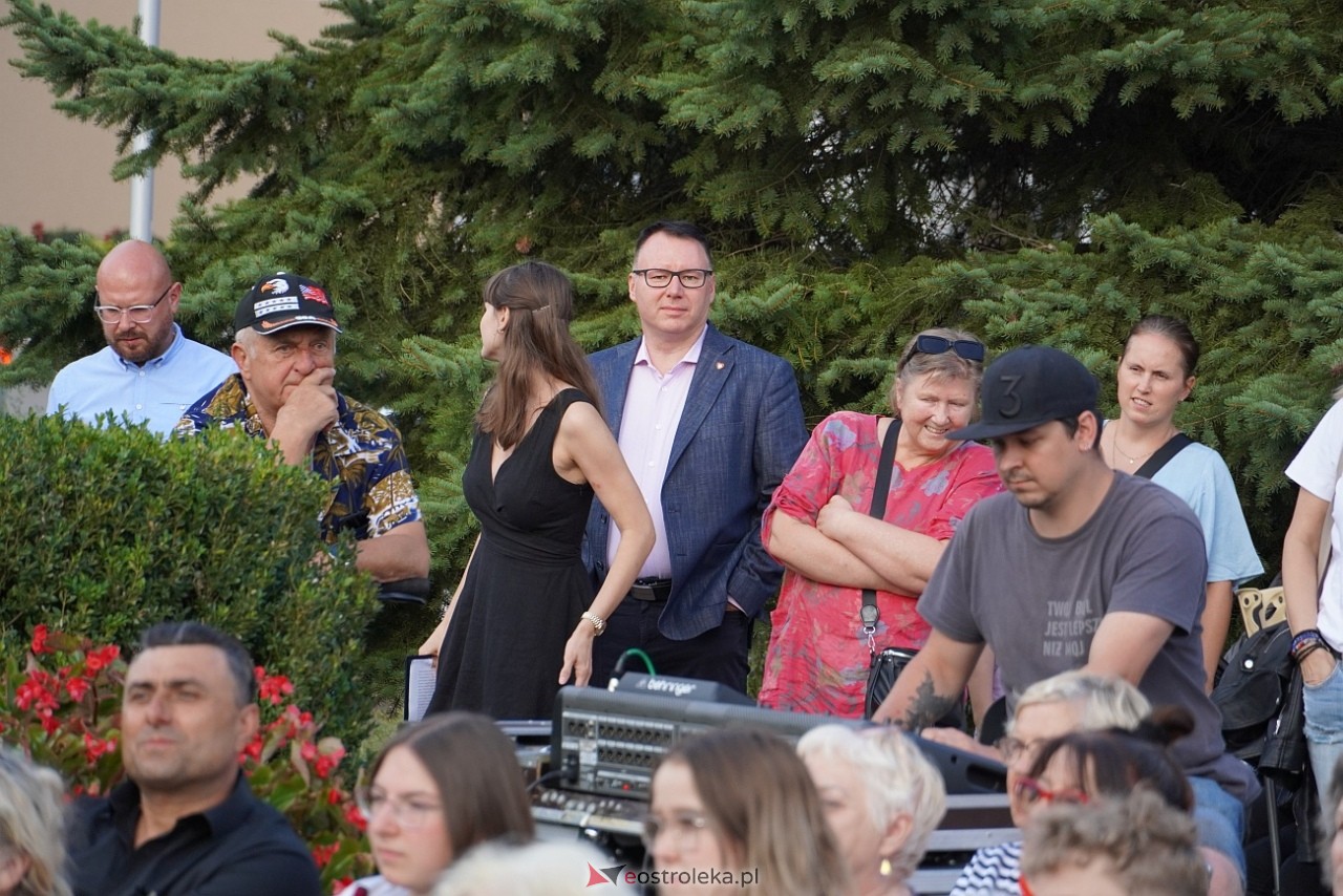 Art-czwARTek -Piotr Grzyb i Zupa Grzybowa [8.08.2024] - zdjęcie #67 - eOstroleka.pl