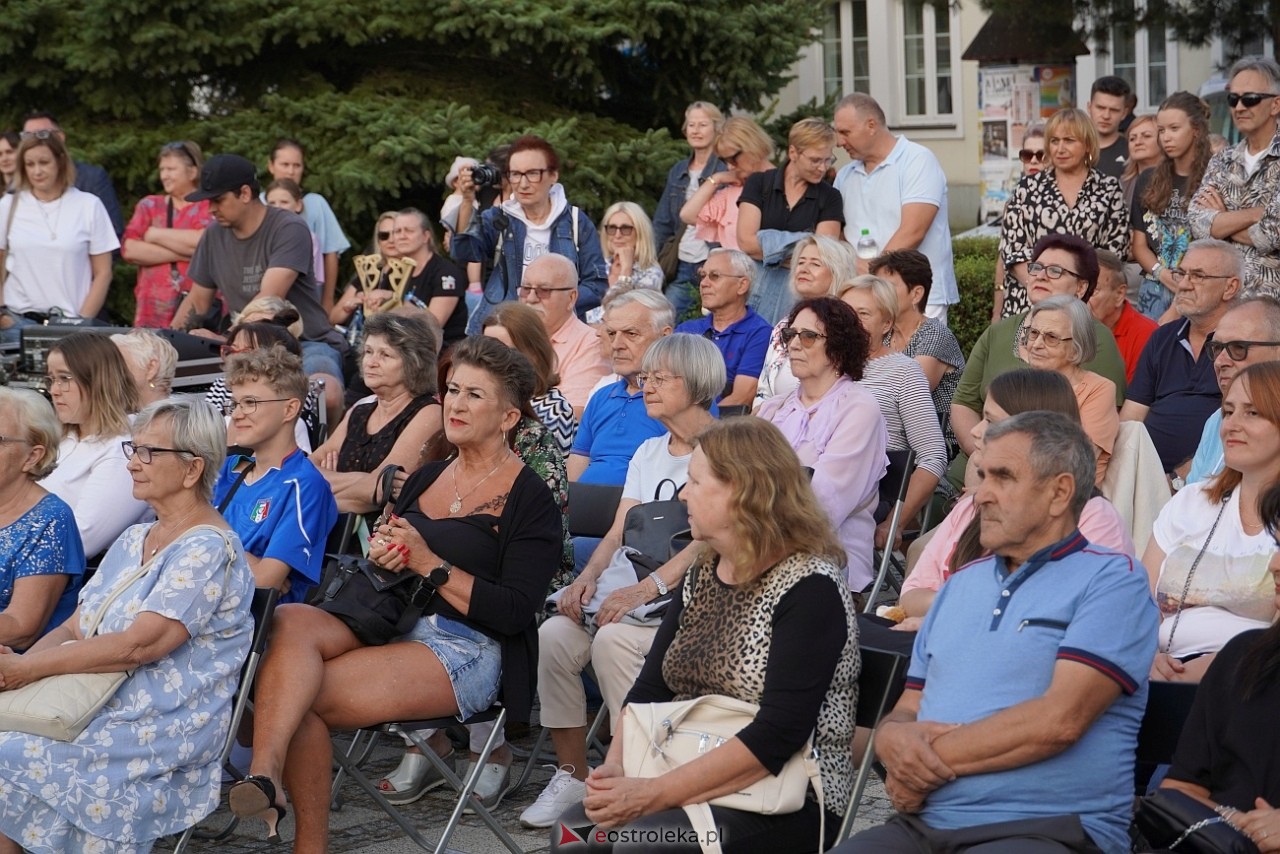 Art-czwARTek -Piotr Grzyb i Zupa Grzybowa [8.08.2024] - zdjęcie #65 - eOstroleka.pl