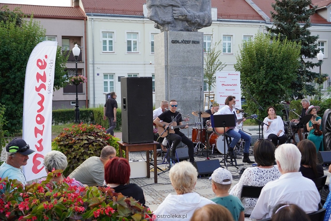 Art-czwARTek -Piotr Grzyb i Zupa Grzybowa [8.08.2024] - zdjęcie #12 - eOstroleka.pl