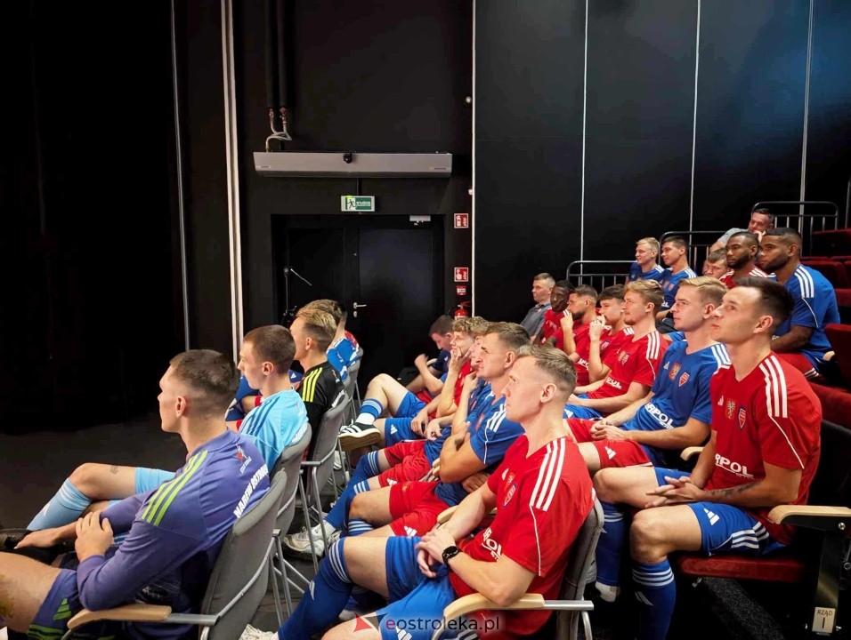 Narew Ostrołęka - prezentacja zespołu [08.08.2024] - zdjęcie #32 - eOstroleka.pl