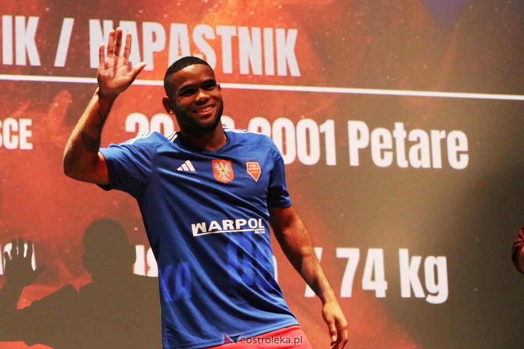 Narew Ostrołęka - prezentacja zespołu [08.08.2024] - zdjęcie #9 - eOstroleka.pl