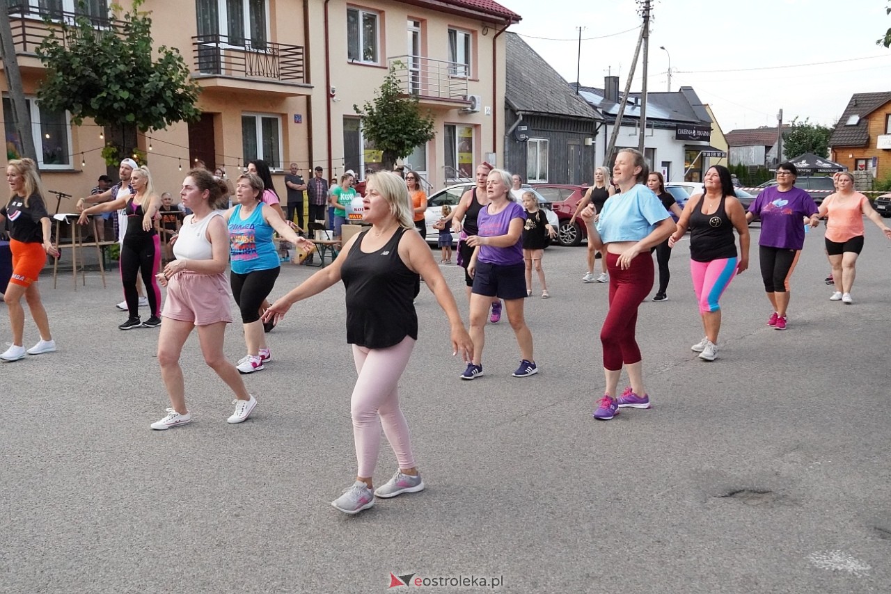 Maraton zumby w Goworowie [9.08.2024] - zdjęcie #39 - eOstroleka.pl
