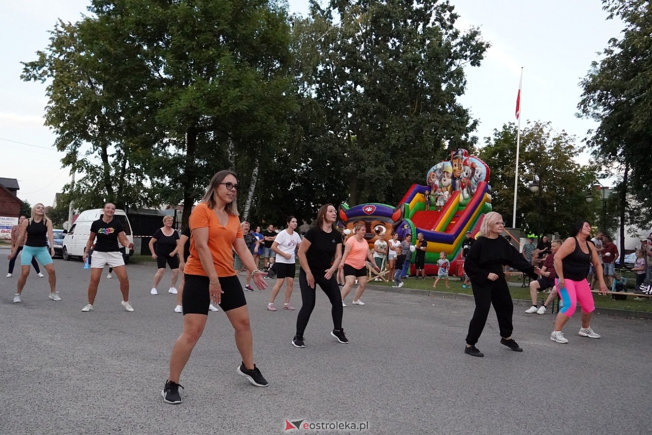 Maraton zumby w Goworowie [9.08.2024] - zdjęcie #9 - eOstroleka.pl
