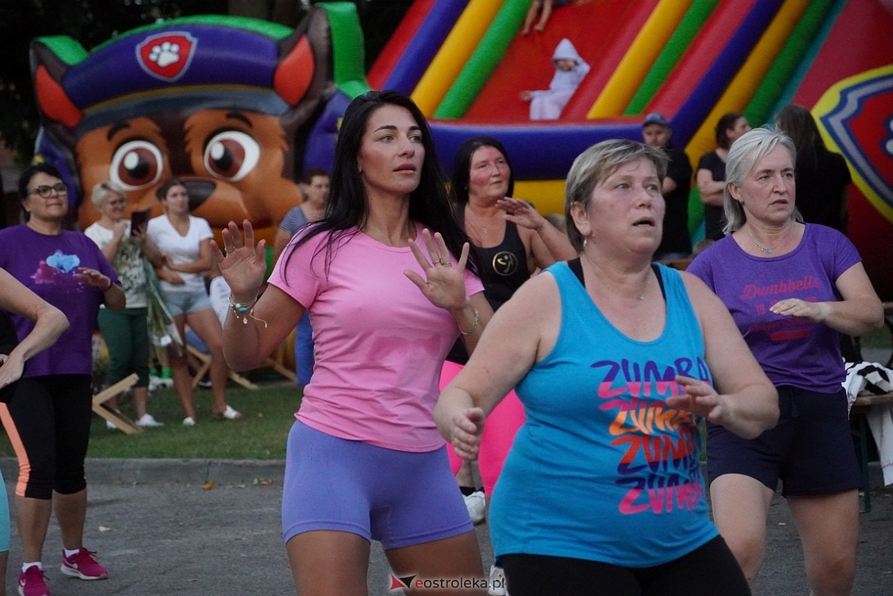 Maraton zumby w Goworowie [9.08.2024] - zdjęcie #4 - eOstroleka.pl