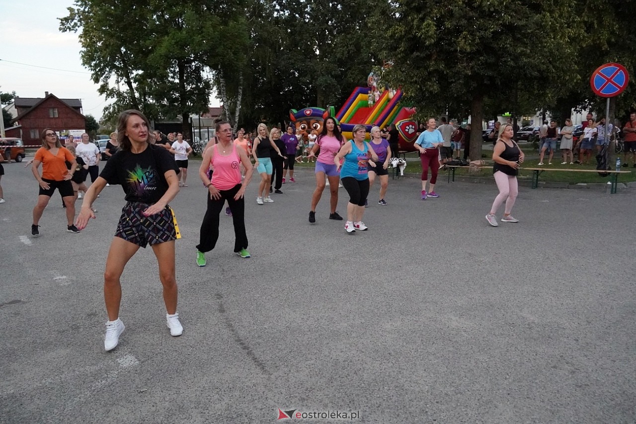 Maraton zumby w Goworowie [9.08.2024] - zdjęcie #2 - eOstroleka.pl
