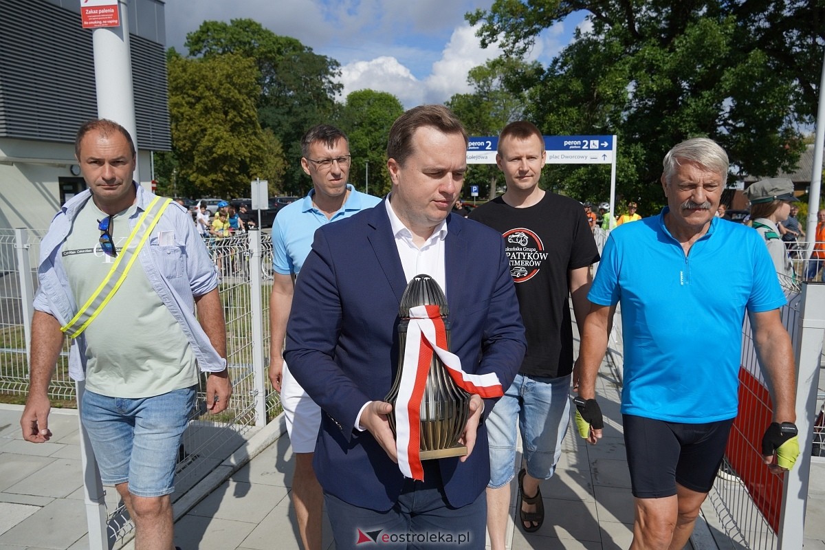 Rajd rowerowy miejscami pamięci marynarzy i ułanów 2024 - zdjęcie #50 - eOstroleka.pl