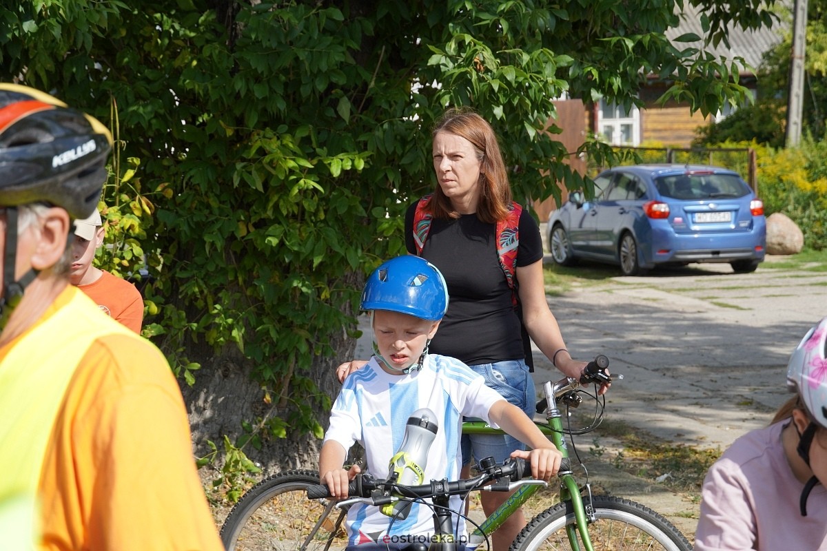 Rajd rowerowy miejscami pamięci marynarzy i ułanów 2024 - zdjęcie #42 - eOstroleka.pl