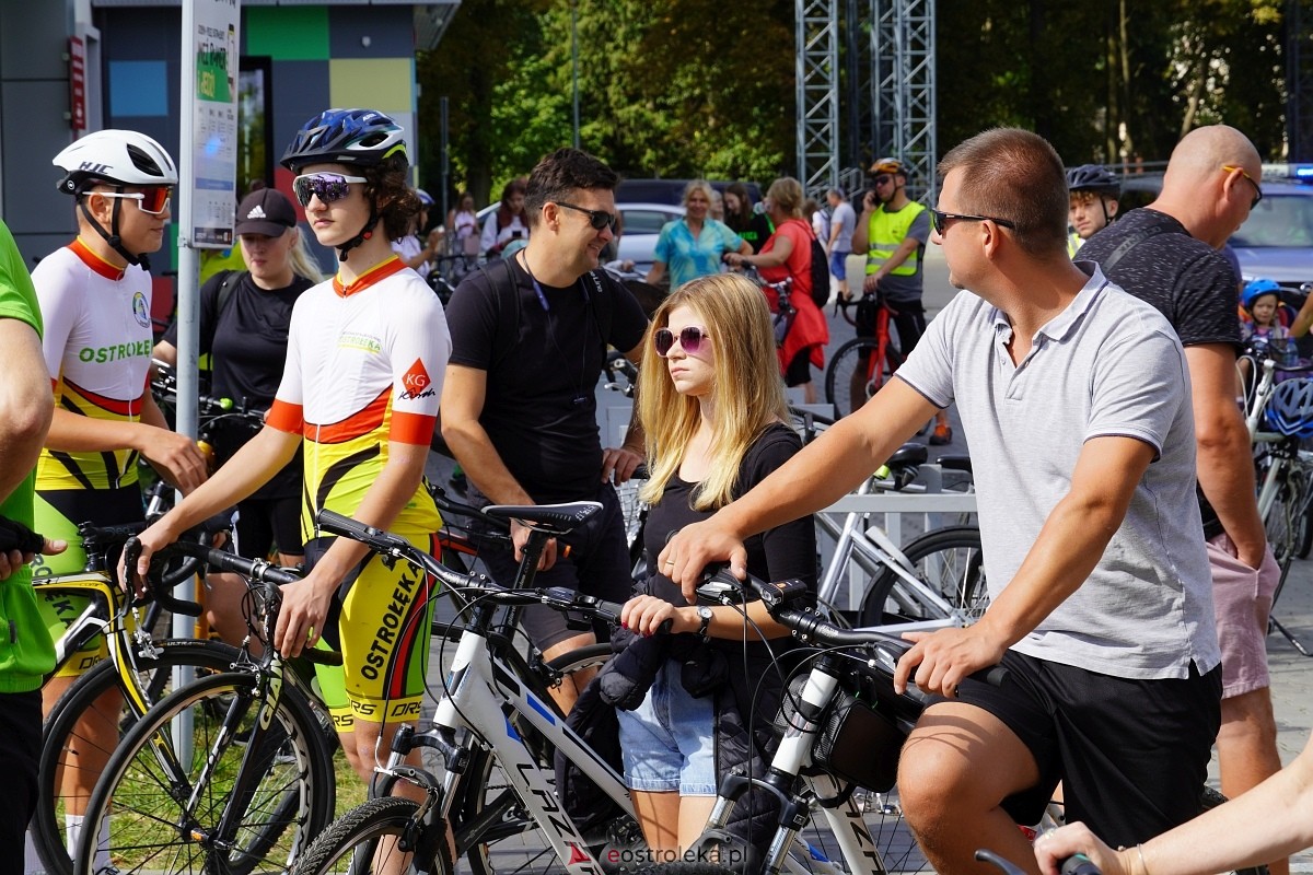 Rajd rowerowy miejscami pamięci marynarzy i ułanów 2024 - zdjęcie #40 - eOstroleka.pl