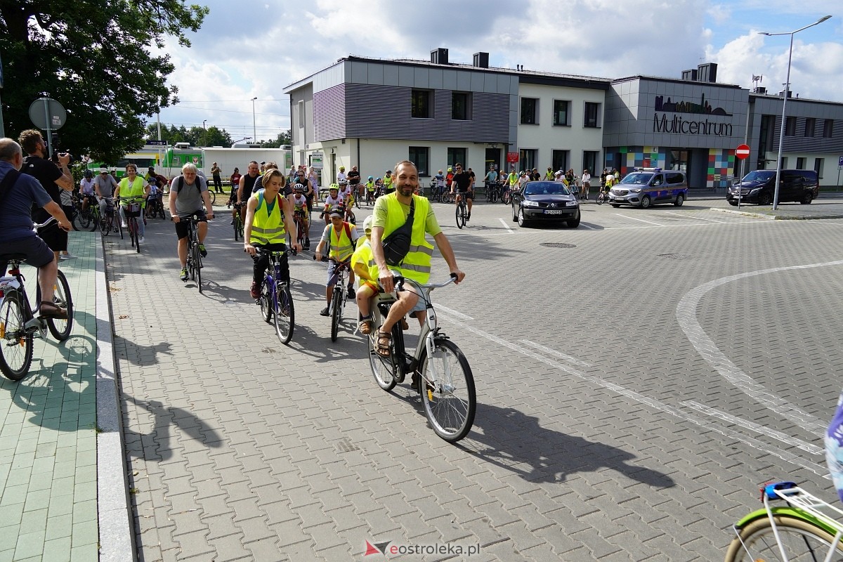 Rajd rowerowy miejscami pamięci marynarzy i ułanów 2024 - zdjęcie #28 - eOstroleka.pl