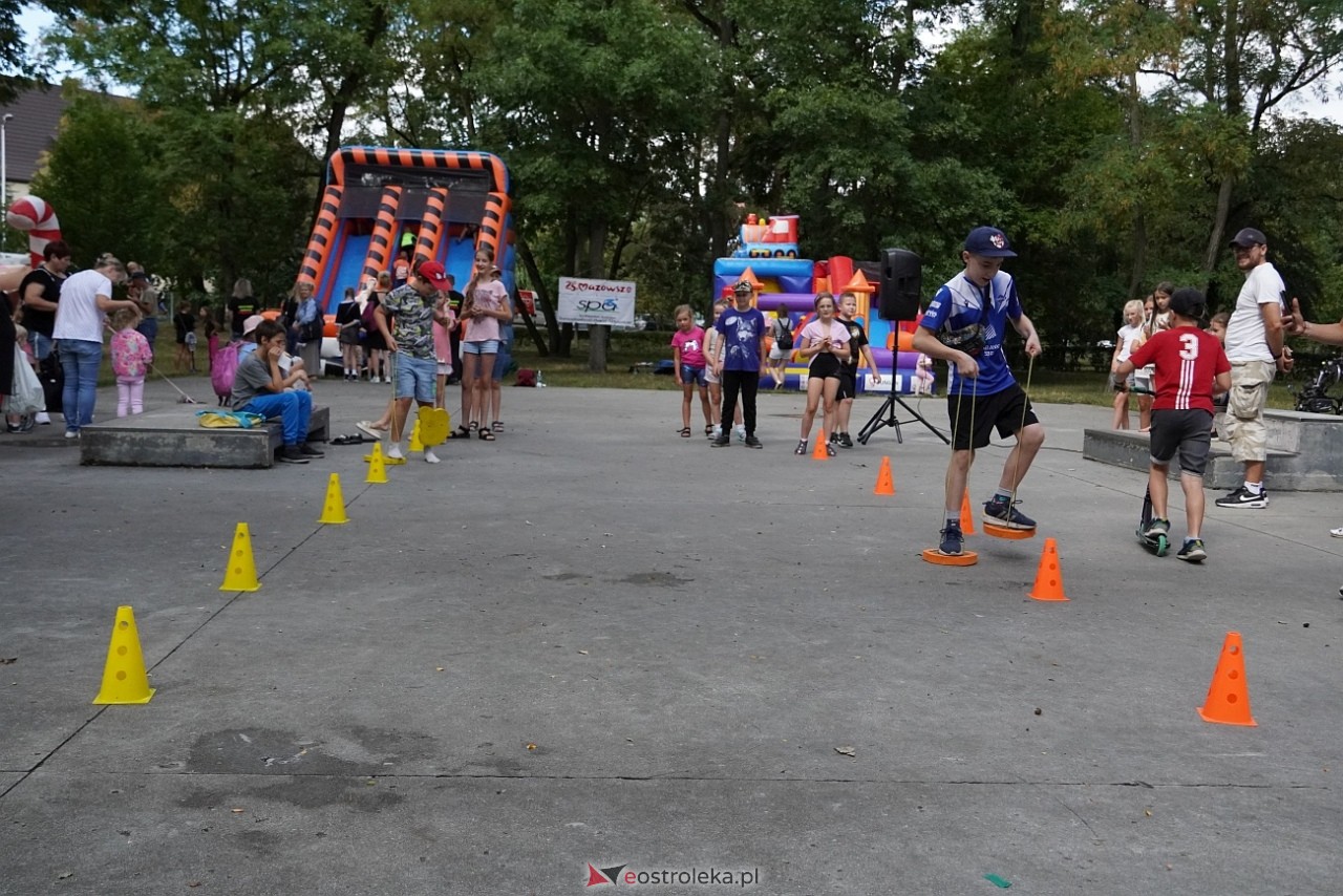 Piknik Radosne Wakacje w Parku Miejskim [10.08.2024] - zdjęcie #36 - eOstroleka.pl