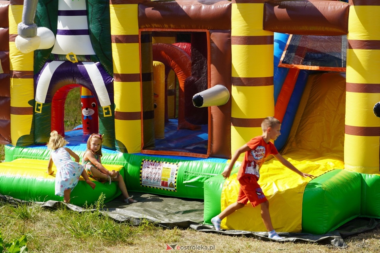 Piknik Bezpieczne wakacje - Senior na drodze w Rzekuniu [10.08.2024] - zdjęcie #49 - eOstroleka.pl