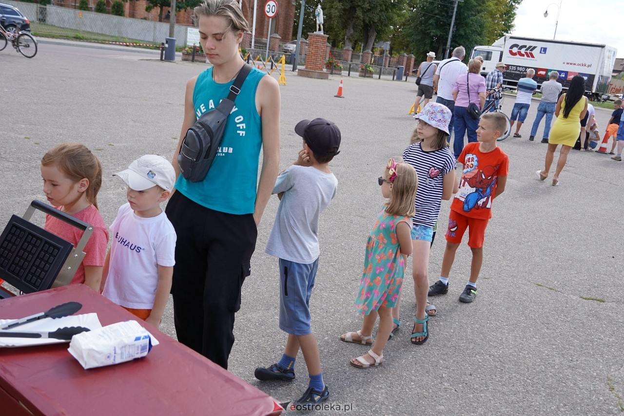 Piknik Bezpieczne wakacje - Senior na drodze w Rzekuniu [10.08.2024] - zdjęcie #41 - eOstroleka.pl