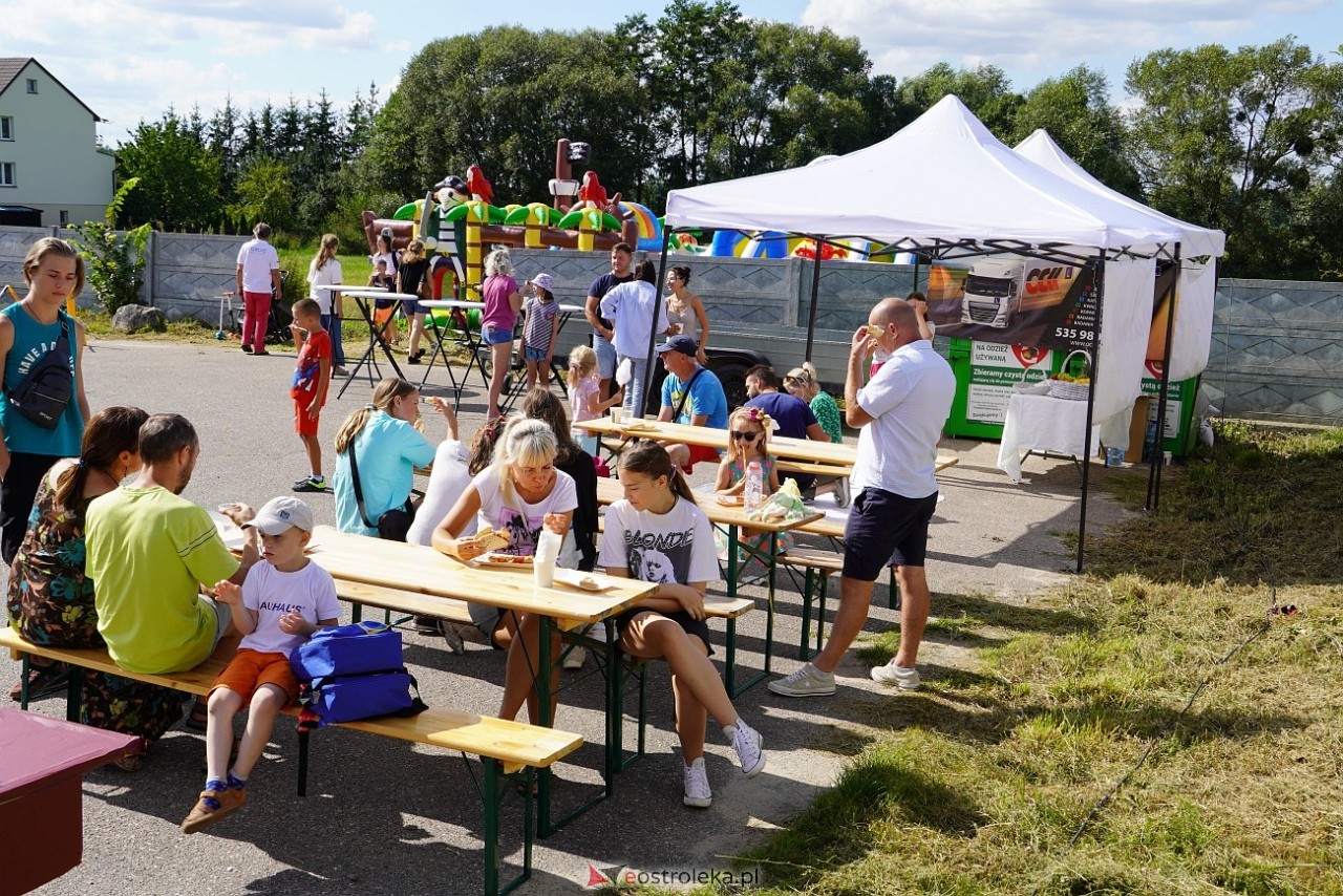 Piknik Bezpieczne wakacje - Senior na drodze w Rzekuniu [10.08.2024] - zdjęcie #17 - eOstroleka.pl