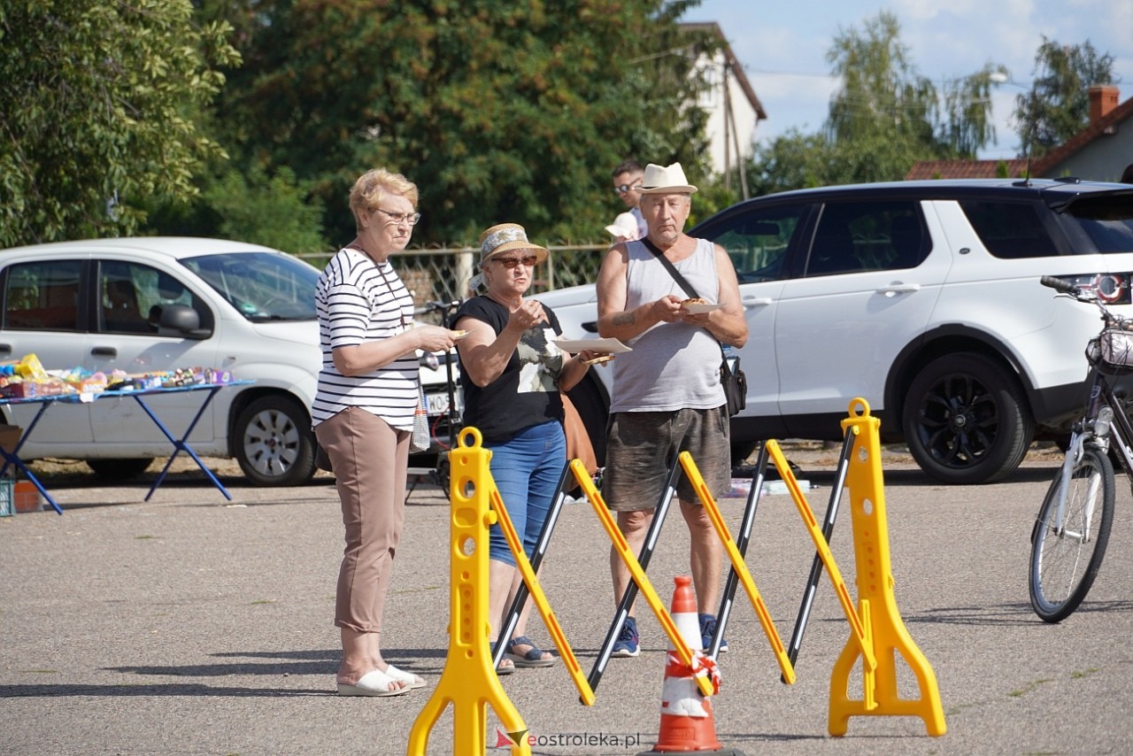 Piknik Bezpieczne wakacje - Senior na drodze w Rzekuniu [10.08.2024] - zdjęcie #13 - eOstroleka.pl