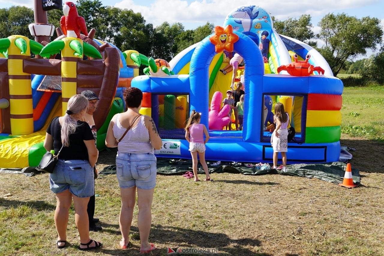 Piknik Bezpieczne wakacje - Senior na drodze w Rzekuniu [10.08.2024] - zdjęcie #6 - eOstroleka.pl