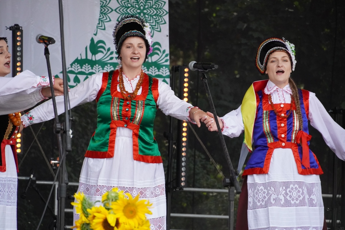Niedziela na wsi w Czarni - odpust św. Rocha [11.08.2024] - zdjęcie #82 - eOstroleka.pl